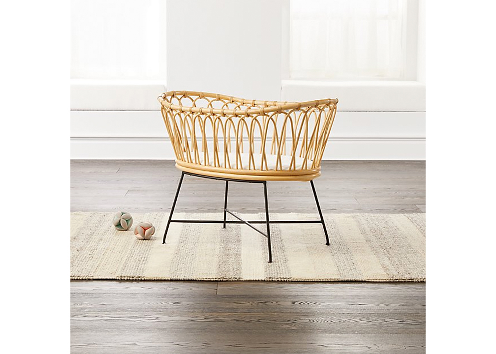 Crate and kids bassinet hotsell